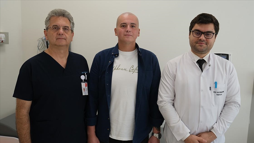 Nadir görülen Hemofagositik sendromdan kemik iliği nakli ile kurtuldu Nadir görülen Hemofagositik sendromdan kemik iliği nakli ile kurtuldu