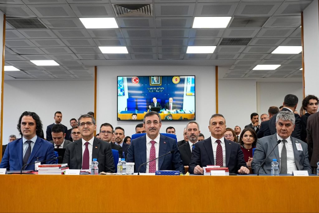 Ekonomide büyüme dünya ortalamasının tam 2 katı Ekonomide büyüme dünya ortalamasının tam 2 katı