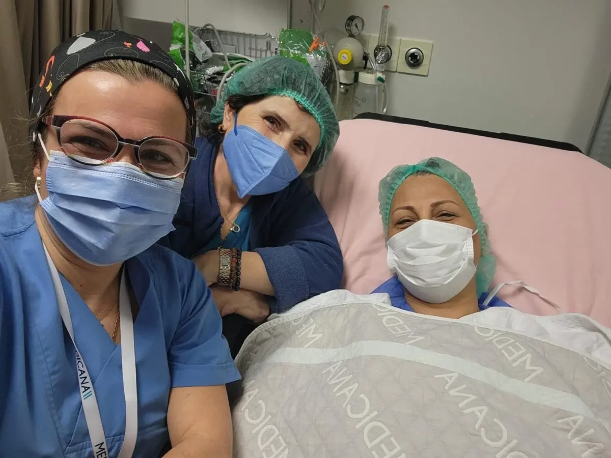 Erken Teşhisle Meme Kanserini Yenen Hemşire, Kontrollerin Önemine Dikkat Çekti